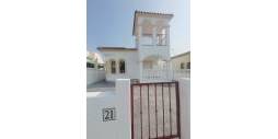 Resale - Villa - Orihuela