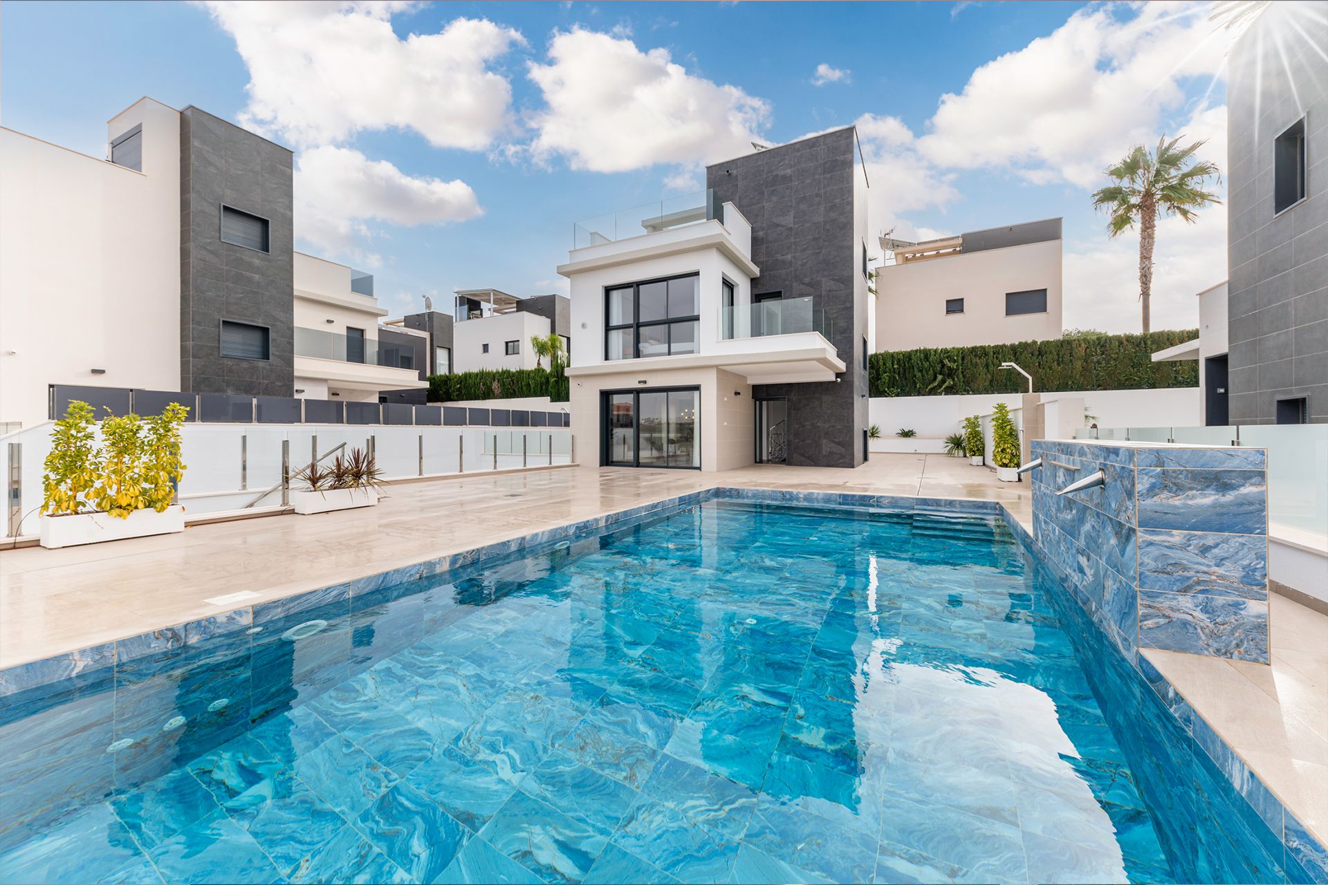Bienvenidos a AMAY Properties