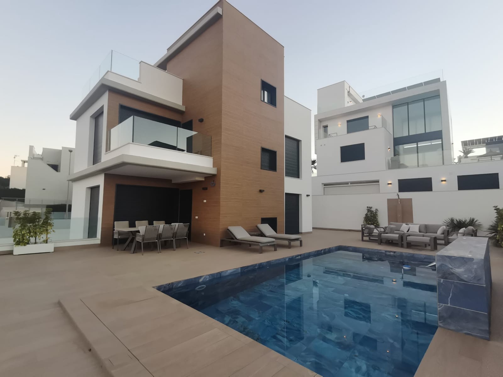 House in Dehesa de Campoamor - view 1